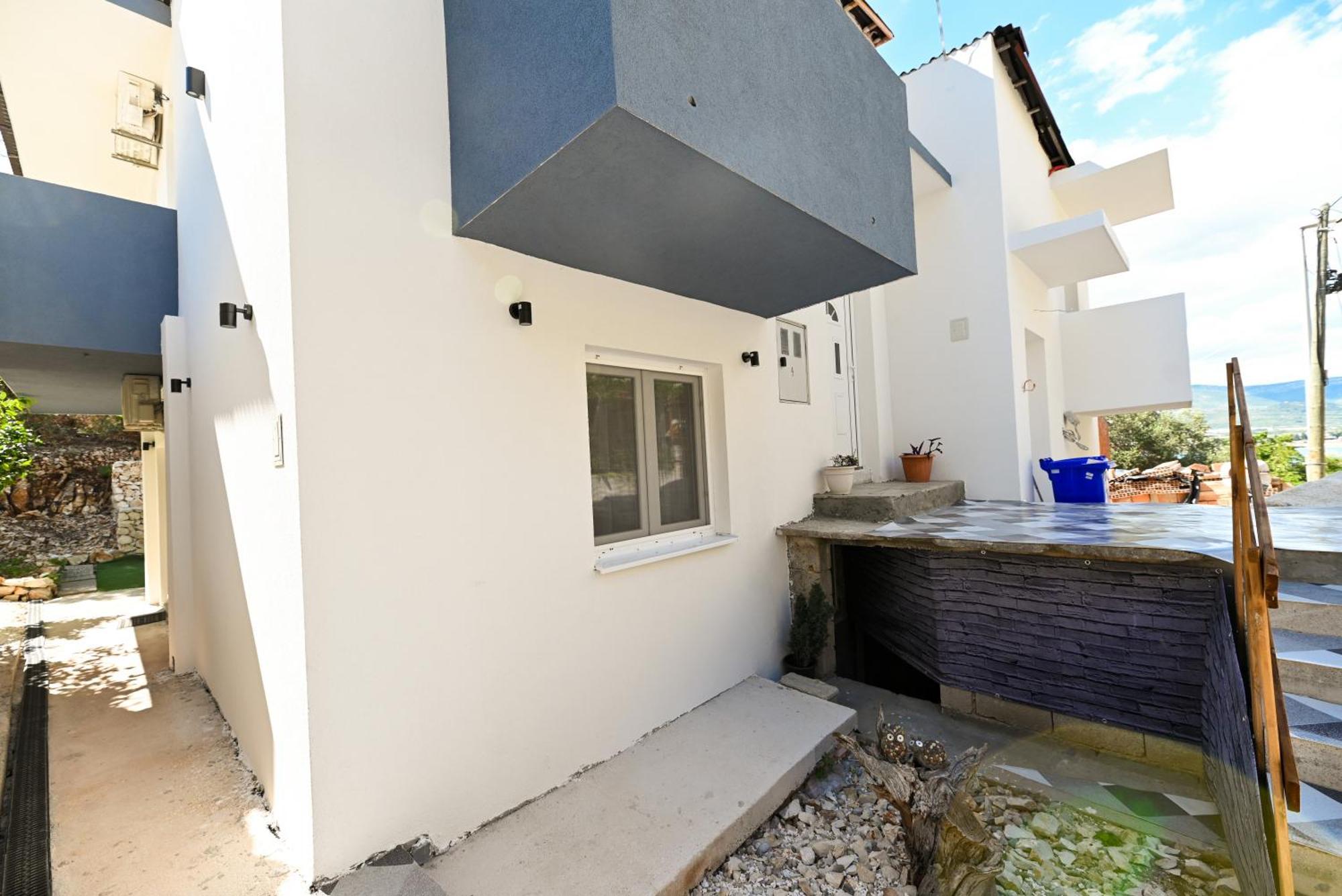 New,Close To The Beach Apartment With Domestic Olive Oil And Wine Trogir Zewnętrze zdjęcie
